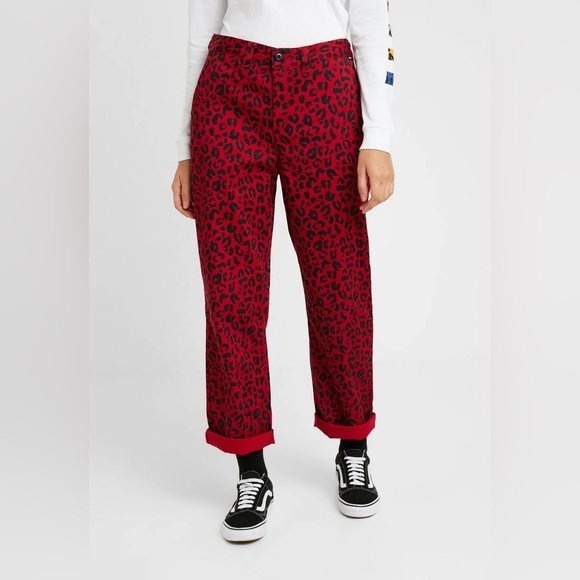 VANS Authentic Chino Pant in Chili Pepper Leopard - Picture 1 of 10